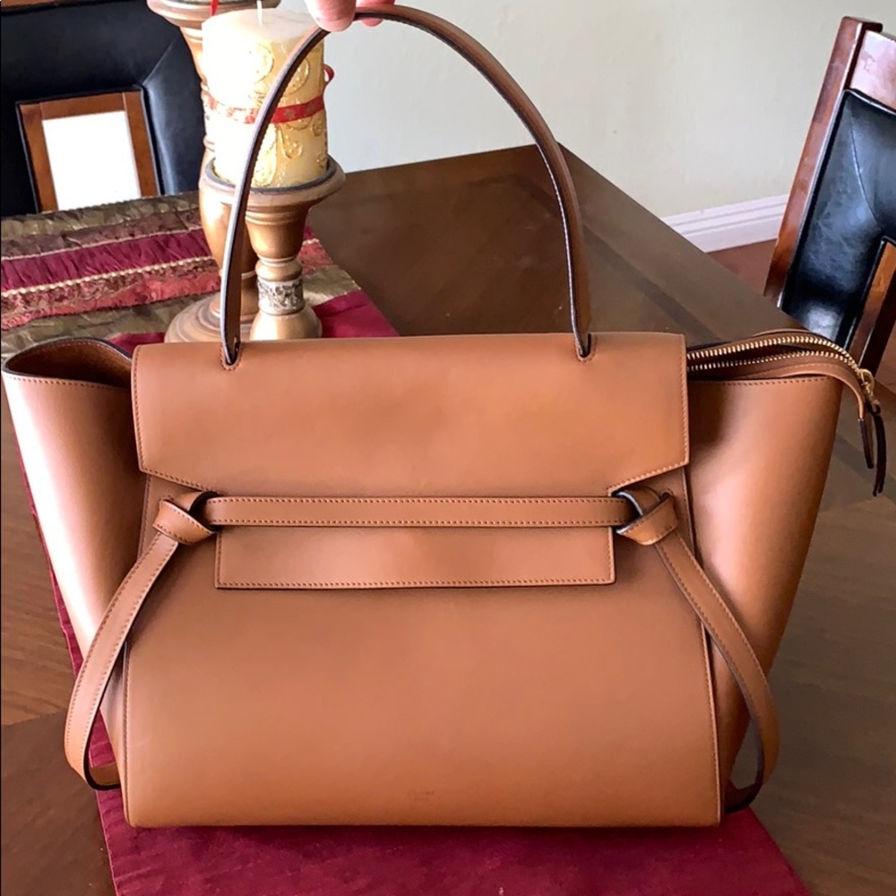 ❤️SOLD❤️CELINE Belt Bag Medium  Leather Satchel